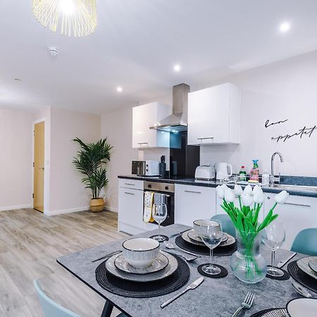 Deluxe New Build 2 Bedroom 2 Bathroom Apartment - Free Secure Parking Manchester Exterior foto